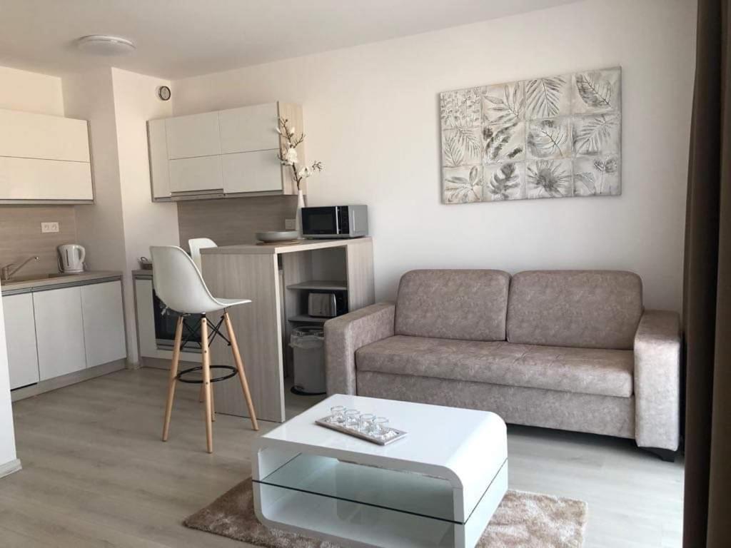 Urban Residence C707, Free Garage Parking Bratislava Dış mekan fotoğraf